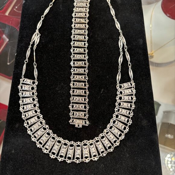 Beautiful Sterling Silver Necklace and Bracelet from Italy! - Picture 1 of 8